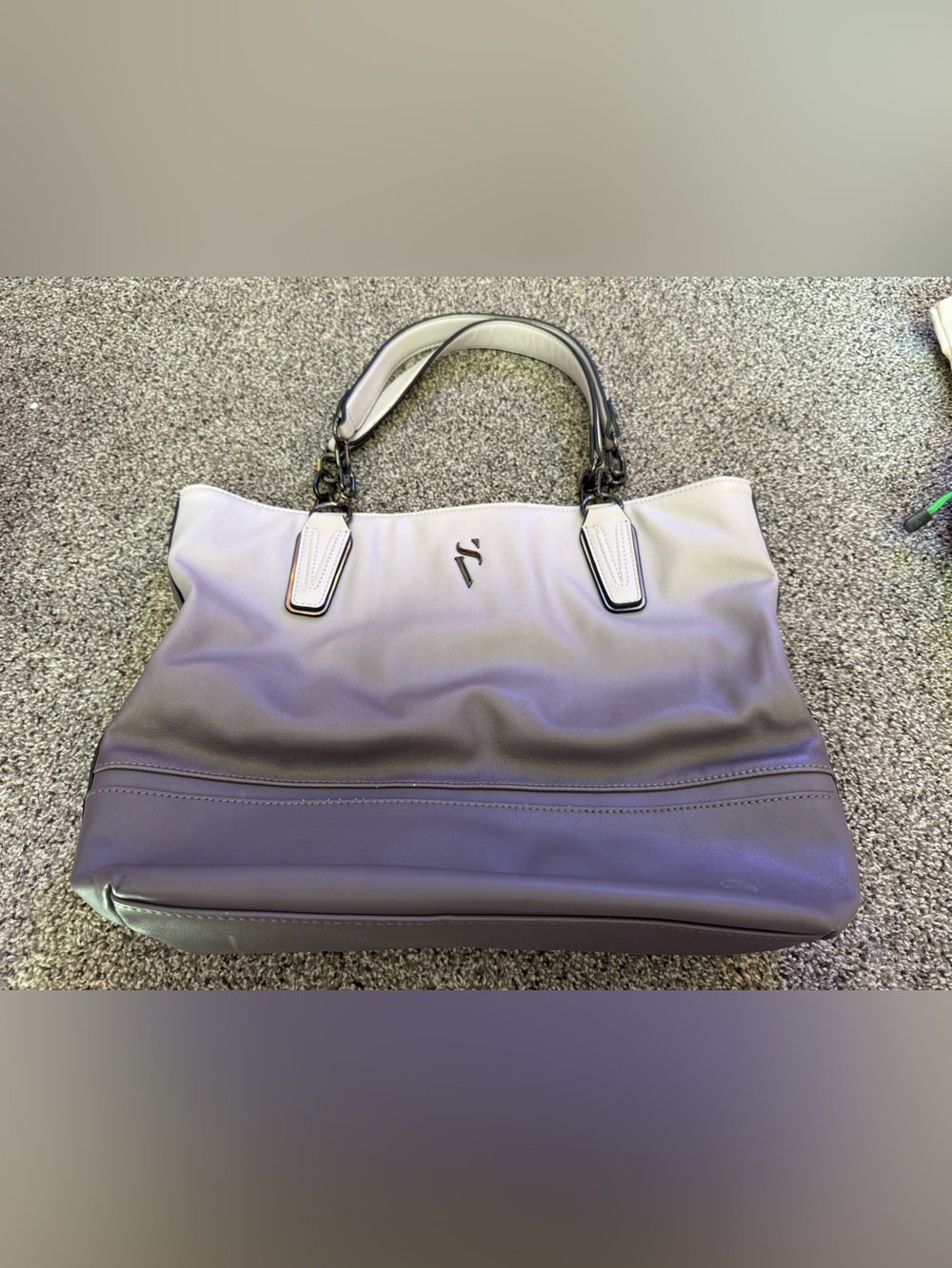 Vera Wang Light Gray Leather-Style Tote